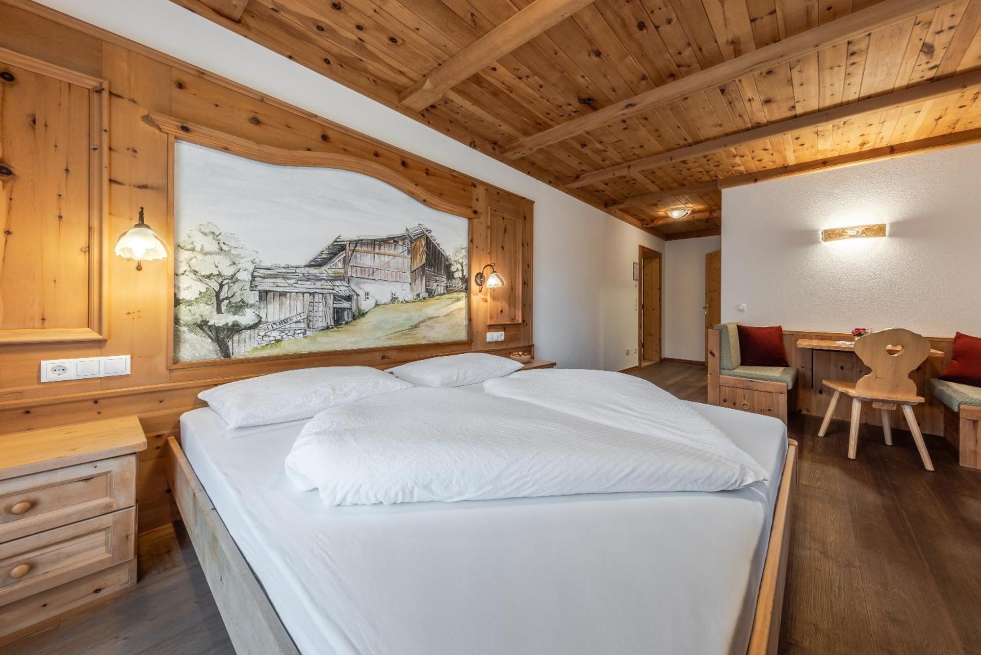 Hotel Pension Odles Sankt Martin im Turm Buitenkant foto