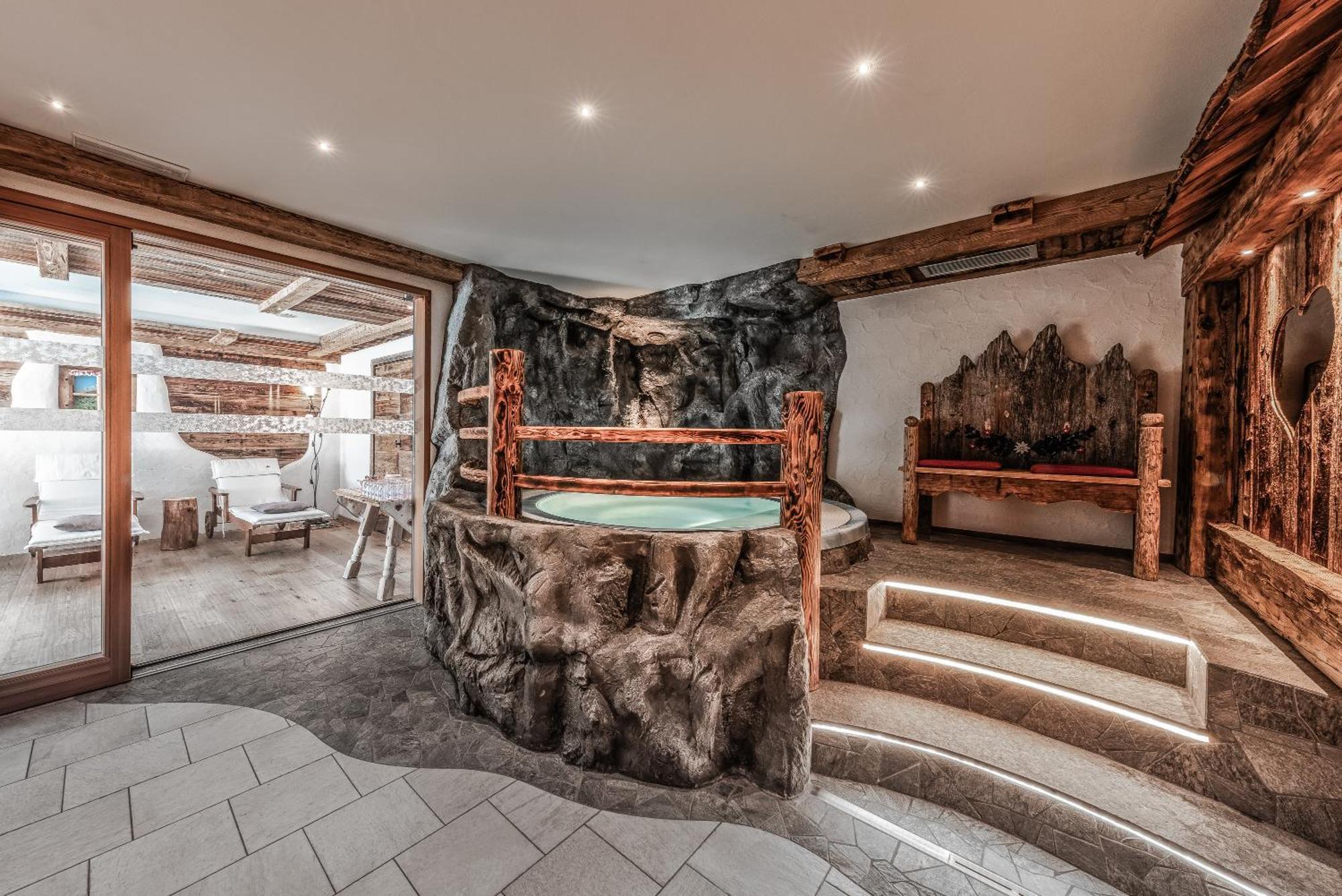 Hotel Pension Odles Sankt Martin im Turm Buitenkant foto