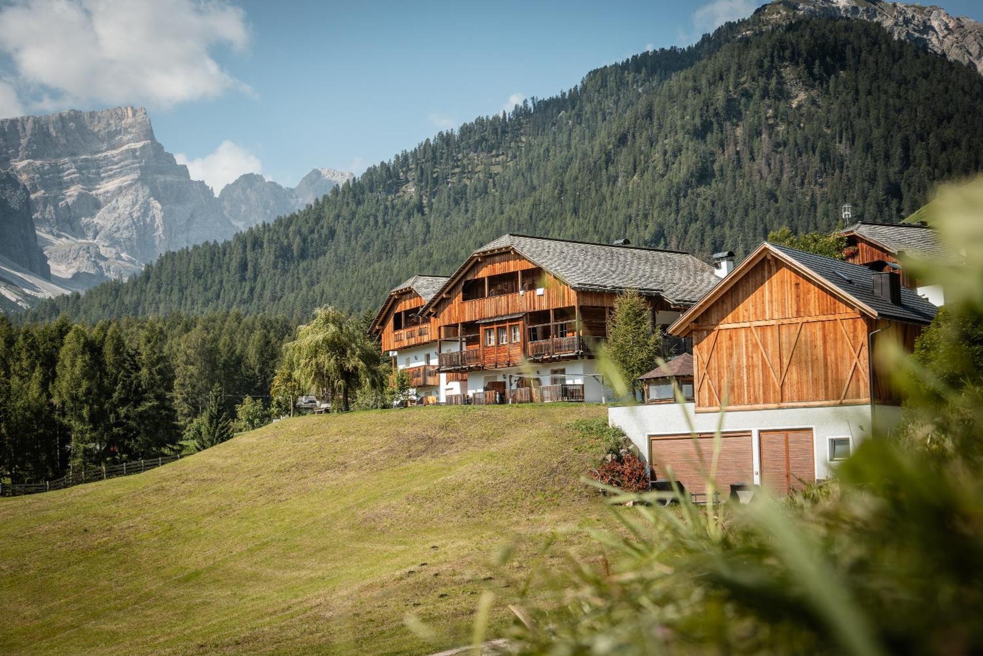 Hotel Pension Odles Sankt Martin im Turm Buitenkant foto