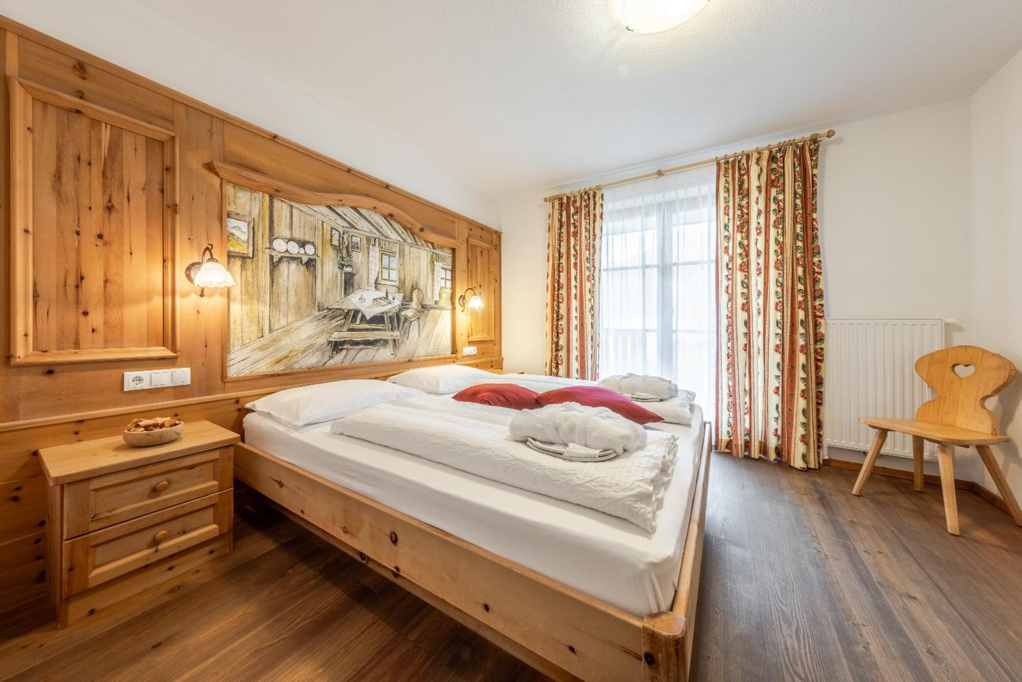 Hotel Pension Odles Sankt Martin im Turm Buitenkant foto